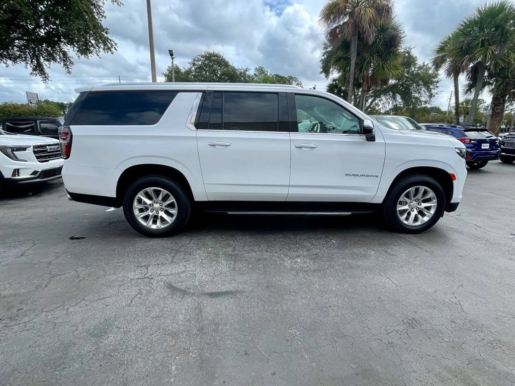 Used 2023 Chevrolet Suburban Premier AWD/4WD image 7