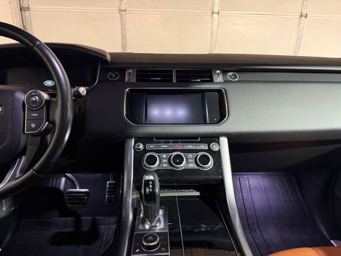 Used 2016 Land Rover Range Rover Sport Supercharged AWD/4WD image 14