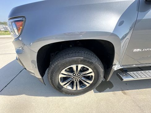 Used 2021 Chevrolet Colorado Z71 AWD/4WD image 30