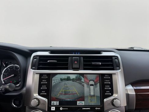 Used 2023 Toyota 4Runner Limited AWD/4WD image 16