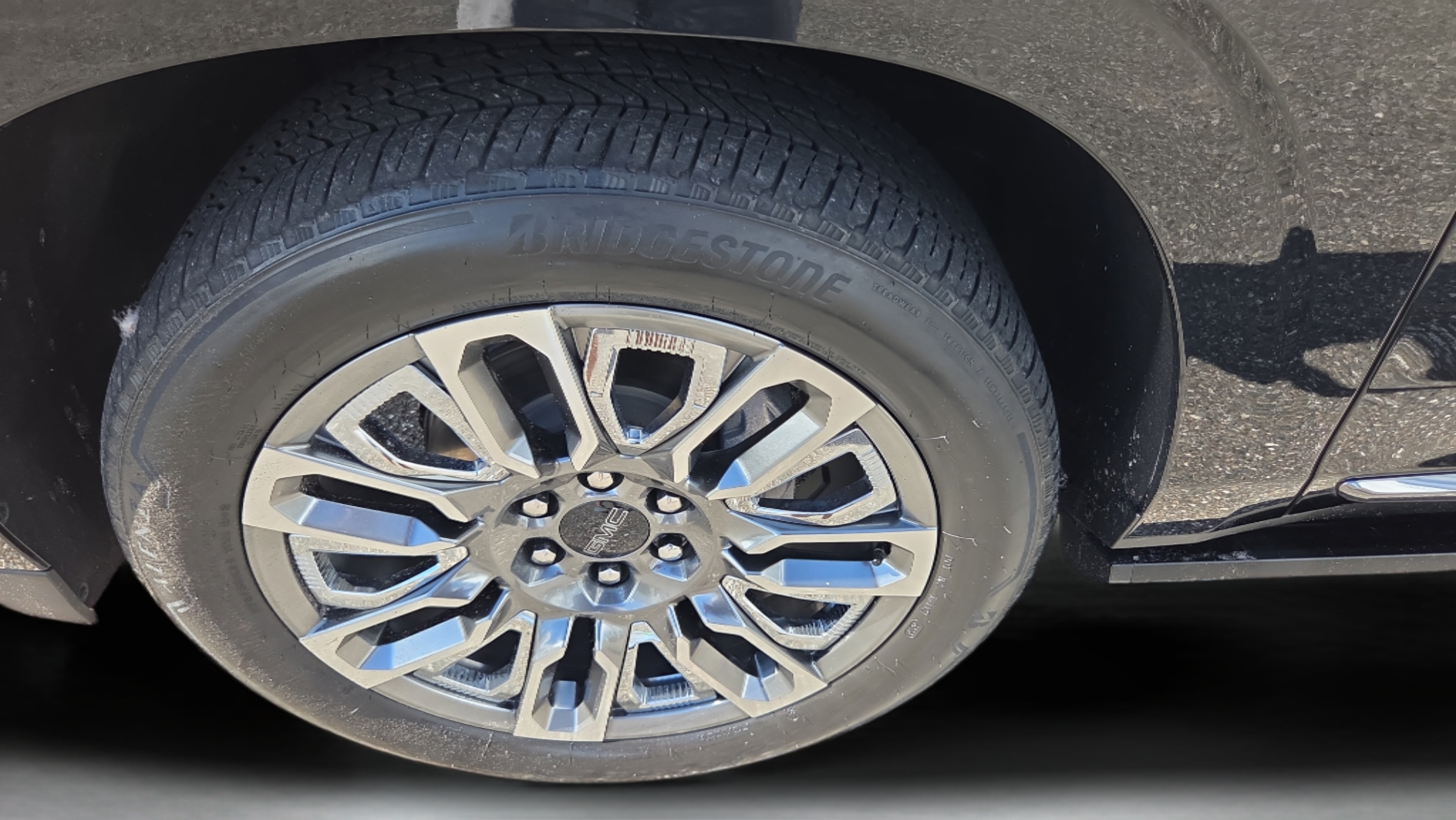 Certified 2023 GMC Yukon Denali Ultimate AWD/4WD image 31