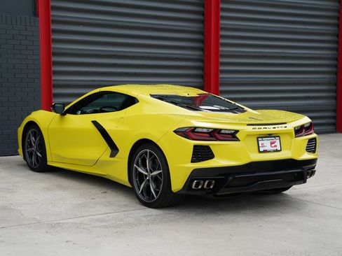 Used 2022 Chevrolet Corvette Stingray Preferred Cpe w/ 2LT RWD image 11
