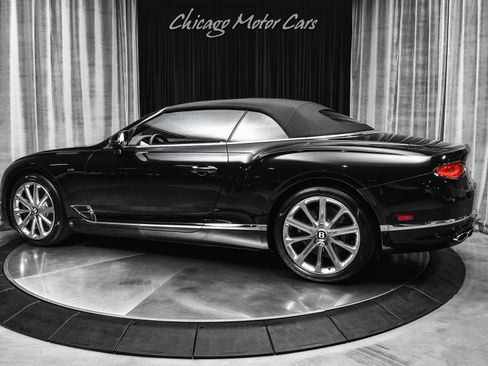Used 2020 Bentley Continental GT V8 image 35