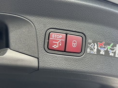 New 2026 Mercedes-Benz GLE 450 4MATIC Coupe image 16