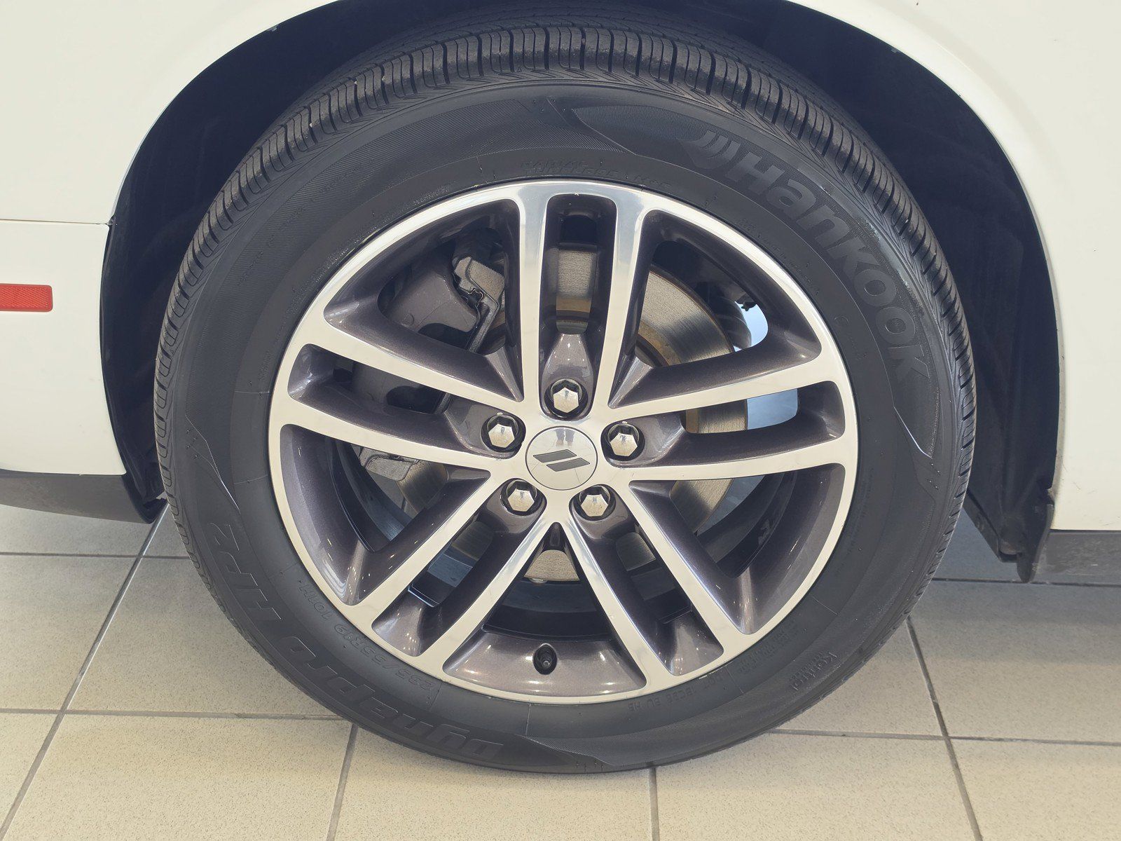 Used 2019 Dodge Challenger SXT AWD/4WD image 27