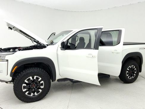 Used 2023 Nissan Frontier PRO-4X w/ Technology Package image 11