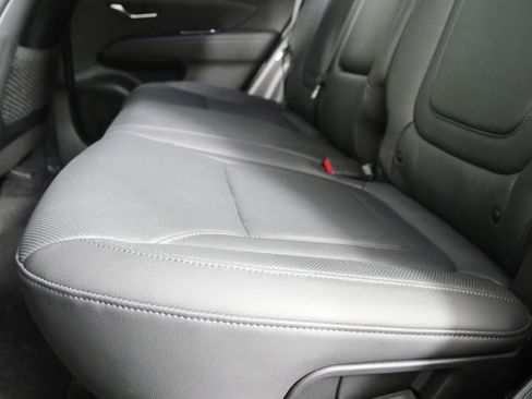 Used 2022 Hyundai Tucson Limited image 14