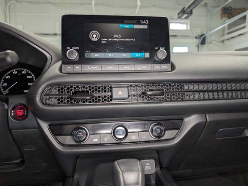 Certified 2023 Honda HR-V LX image 30