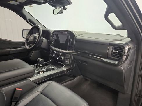 Used 2022 Ford F150 Lariat w/ Equipment Group 502A High AWD/4WD image 39