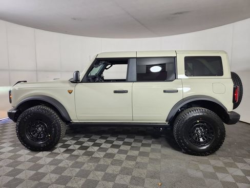 New 2026 Ford Bronco Badlands AWD/4WD image 4