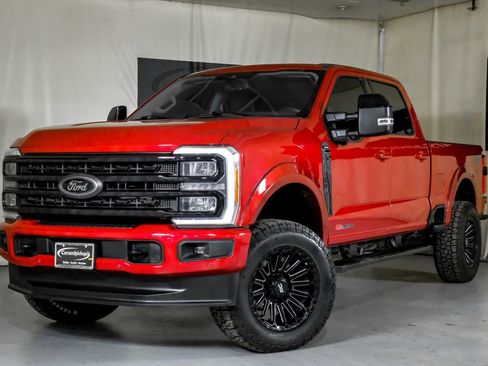 Used 2023 Ford F250 Lariat w/ Lariat Ultimate Package image 5