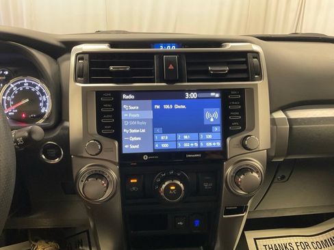 Used 2022 Toyota 4Runner TRD Sport AWD/4WD image 24