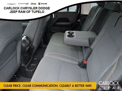 Used 2025 Jeep Wrangler Sahara w/ Safety Group AWD/4WD image 27