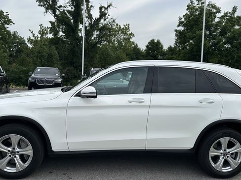 Used 2018 Mercedes-Benz GLC 300 4MATIC image 6