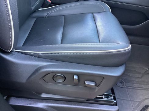 Used 2023 Chevrolet Tahoe Premier image 20