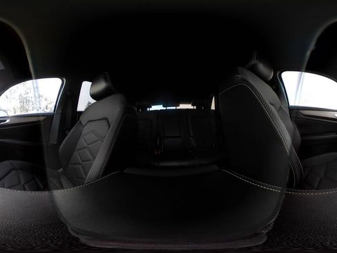 Used 2025 Volkswagen Atlas Cross Sport SE image 42