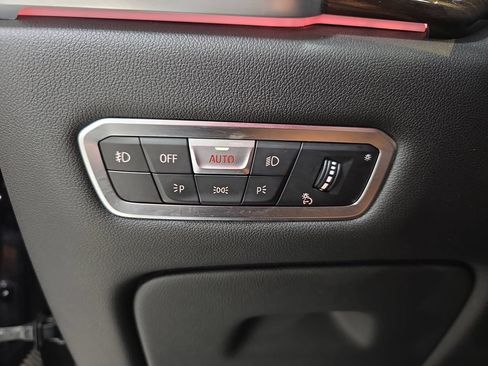Used 2019 BMW X5 xDrive40i w/ Convenience Package AWD/4WD image 24