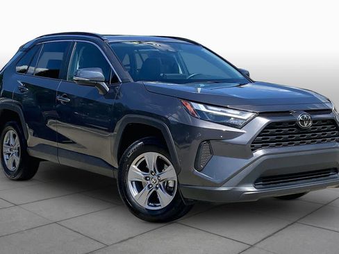 Used 2024 Toyota RAV4 XLE w/ Convenience Package FWD image 3