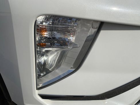 Used 2018 Mitsubishi Eclipse Cross SEL image 11