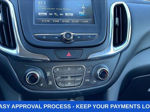 Used 2018 Chevrolet Equinox LT image 18