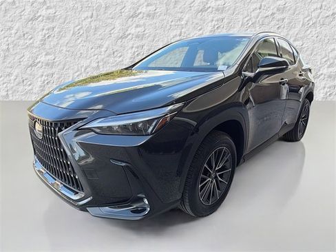 Used 2025 Lexus NX 250 FWD image 7