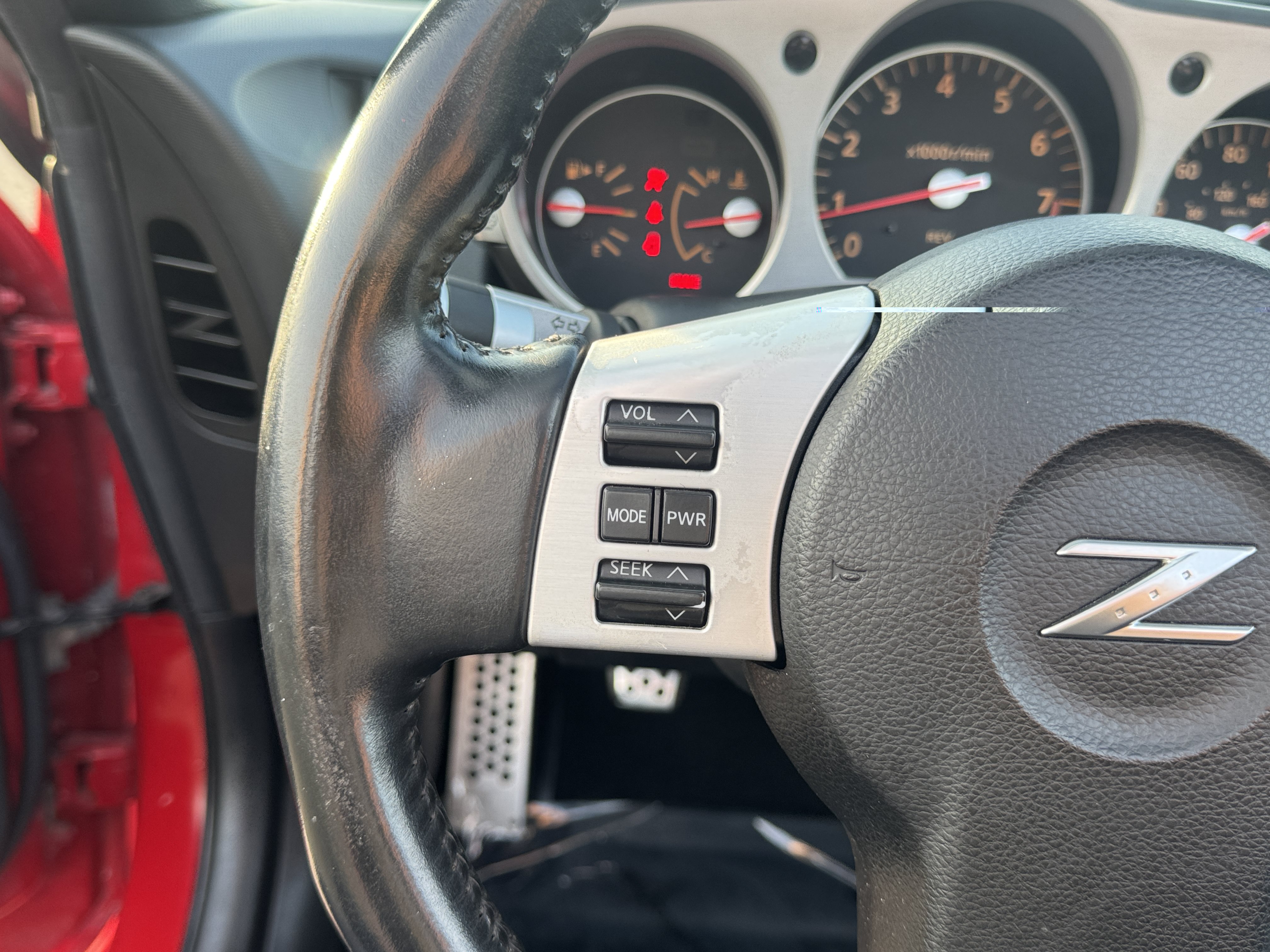 Used 2006 Nissan 350Z Touring RWD image 16