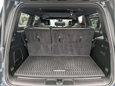 Used 2025 Jeep Wagoneer Series II image 17