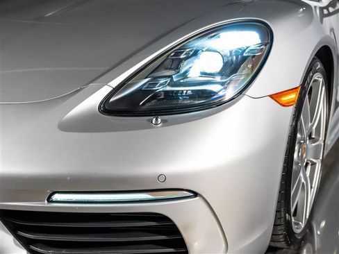 Certified 2021 Porsche 718 Cayman S RWD image 12