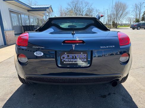 Used 2008 Pontiac Solstice Convertible w/ Preferred Package image 4