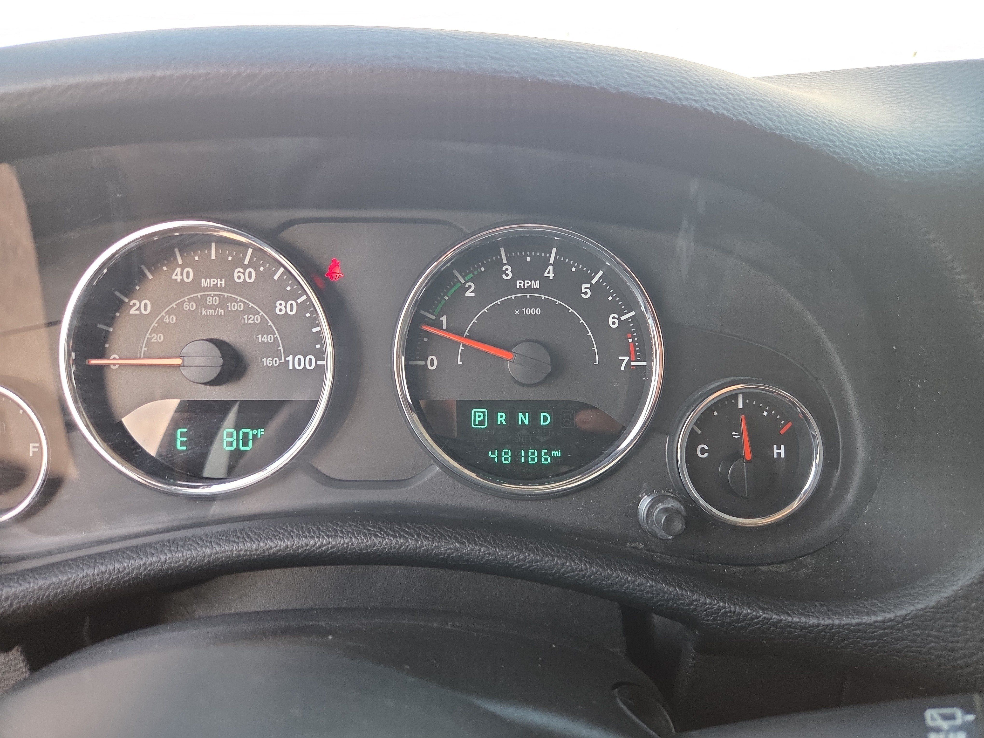 Used 2016 Jeep Wrangler Unlimited Sport w/ Max Tow Package AWD/4WD image 13