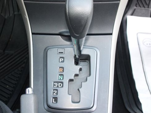 Used 2009 Toyota Corolla S w/ Sport Pkg FWD image 8
