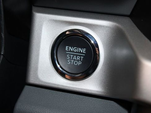 New 2026 Ford F250 XLT w/ XLT Premium Package image 43