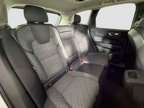 Certified 2023 Volvo XC60 B5 Core w/ Protection Package Premier image 27