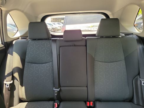 Used 2024 Toyota RAV4 XLE FWD image 16