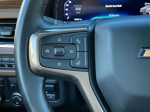 Used 2024 Chevrolet Suburban High Country image 29