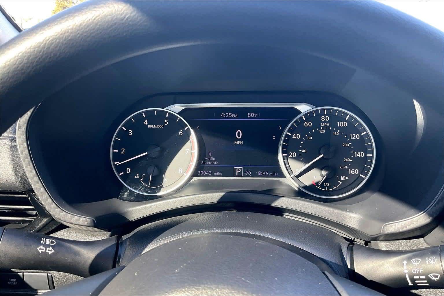 Used 2025 Nissan Sentra SV FWD image 15