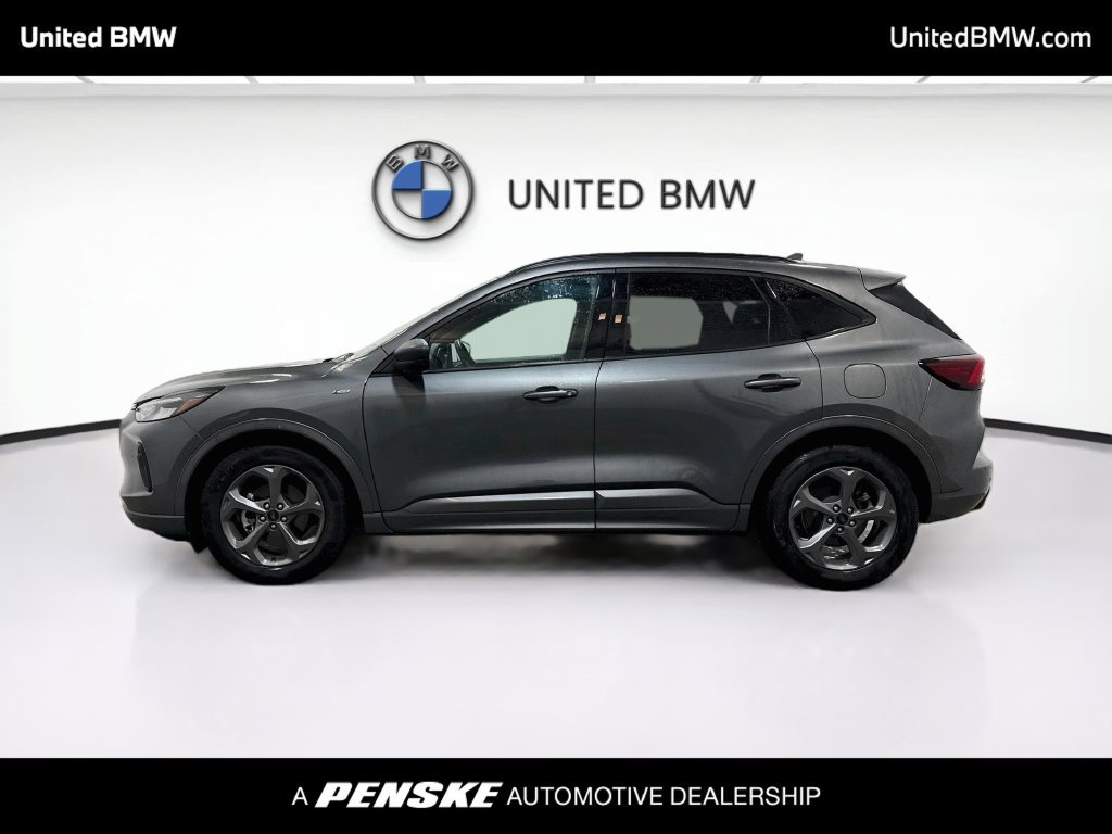 Used 2023 Ford Escape ST-Line w/ Tech Pack #1 FWD image 8