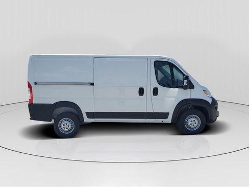 New 2025 RAM ProMaster 1500 w/ Convenience Group image 2