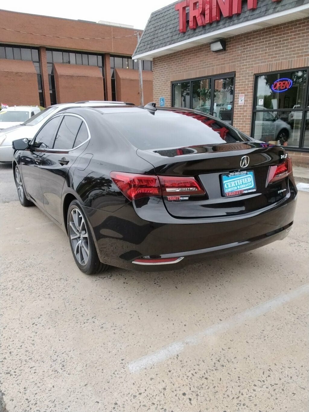 Used 2015 Acura TLX w/ Technology Package AWD/4WD image 2