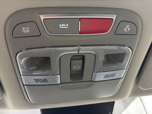 Used 2024 Kia Telluride S w/ S Sunroof Package image 18