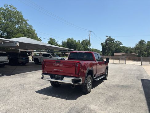 Used 2024 GMC Sierra 2500 SLT w/ SLT Premium Package AWD/4WD image 5