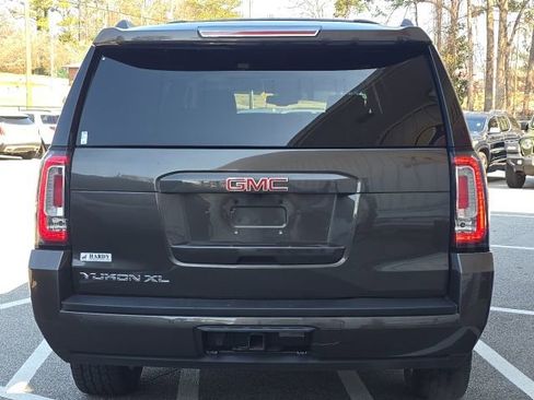 Used 2020 GMC Yukon XL SLT w/ Open Road Package image 4