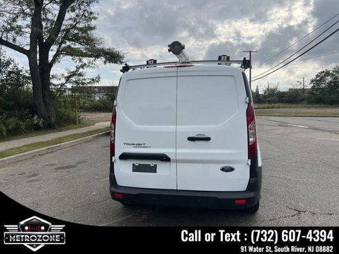 Used 2020 Ford Transit Connect XL image 8