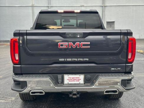 Used 2022 GMC Sierra 1500 SLT w/ SLT Premium Plus Package AWD/4WD image 6