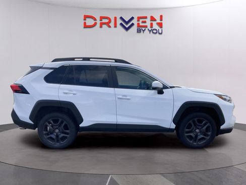 Used 2024 Toyota RAV4 Adventure image 7