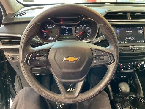 Used 2023 Chevrolet TrailBlazer LT image 23
