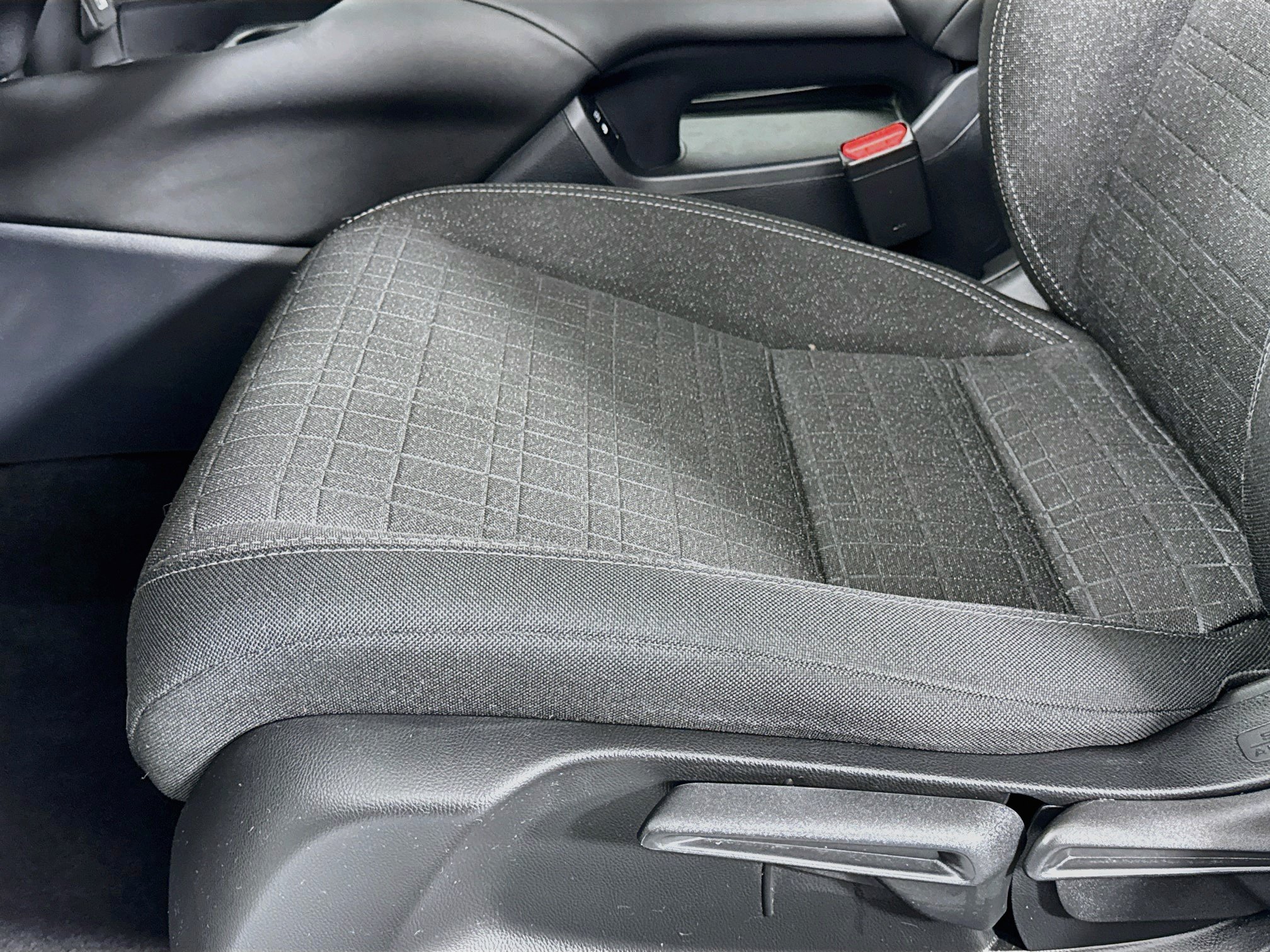 Certified 2024 Honda HR-V LX image 18