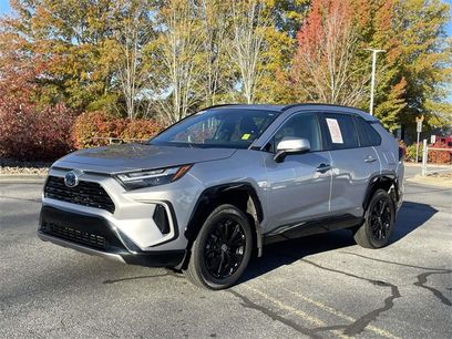 Used 2022 Toyota RAV4 SE