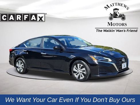 Used 2023 Nissan Altima 2.5 S image 1