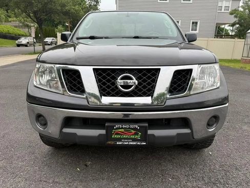 Used 2010 Nissan Frontier SE w/ SE Value Truck Pkg image 10
